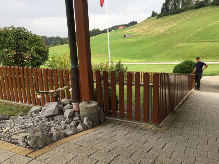 Alu-Zaun, gefertigt von Reber Metallbau Riggisberg
